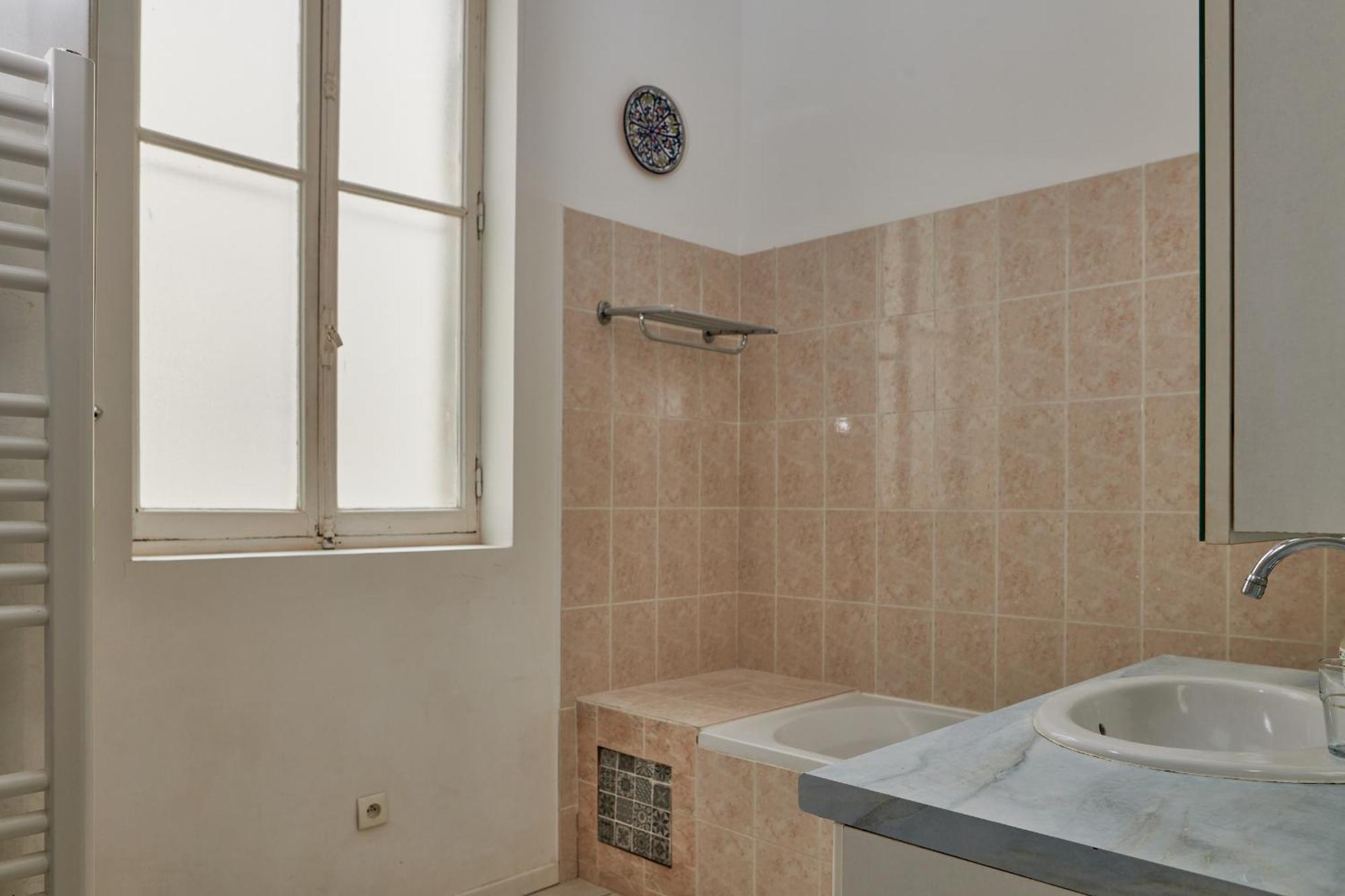 Grand Appartement Au Coeur De Сет Экстерьер фото